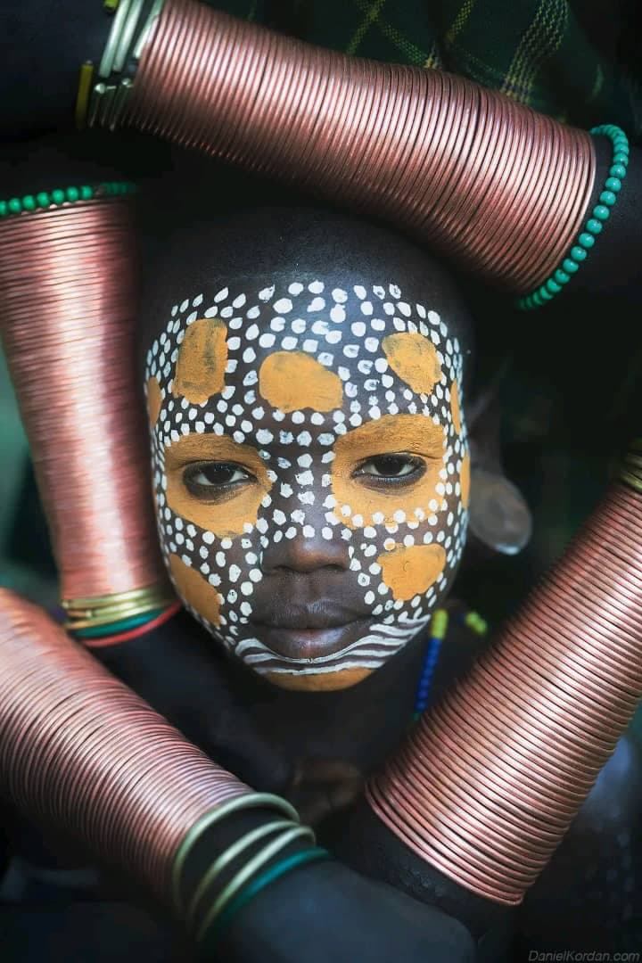 Karo body painting in southern Ethiopia